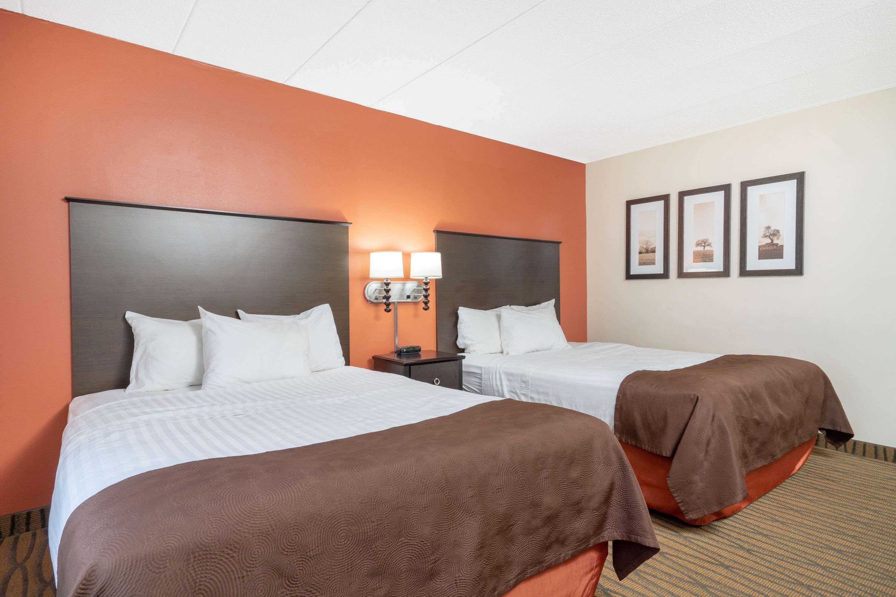 Americinn By Wyndham Rogers Buitenkant foto
