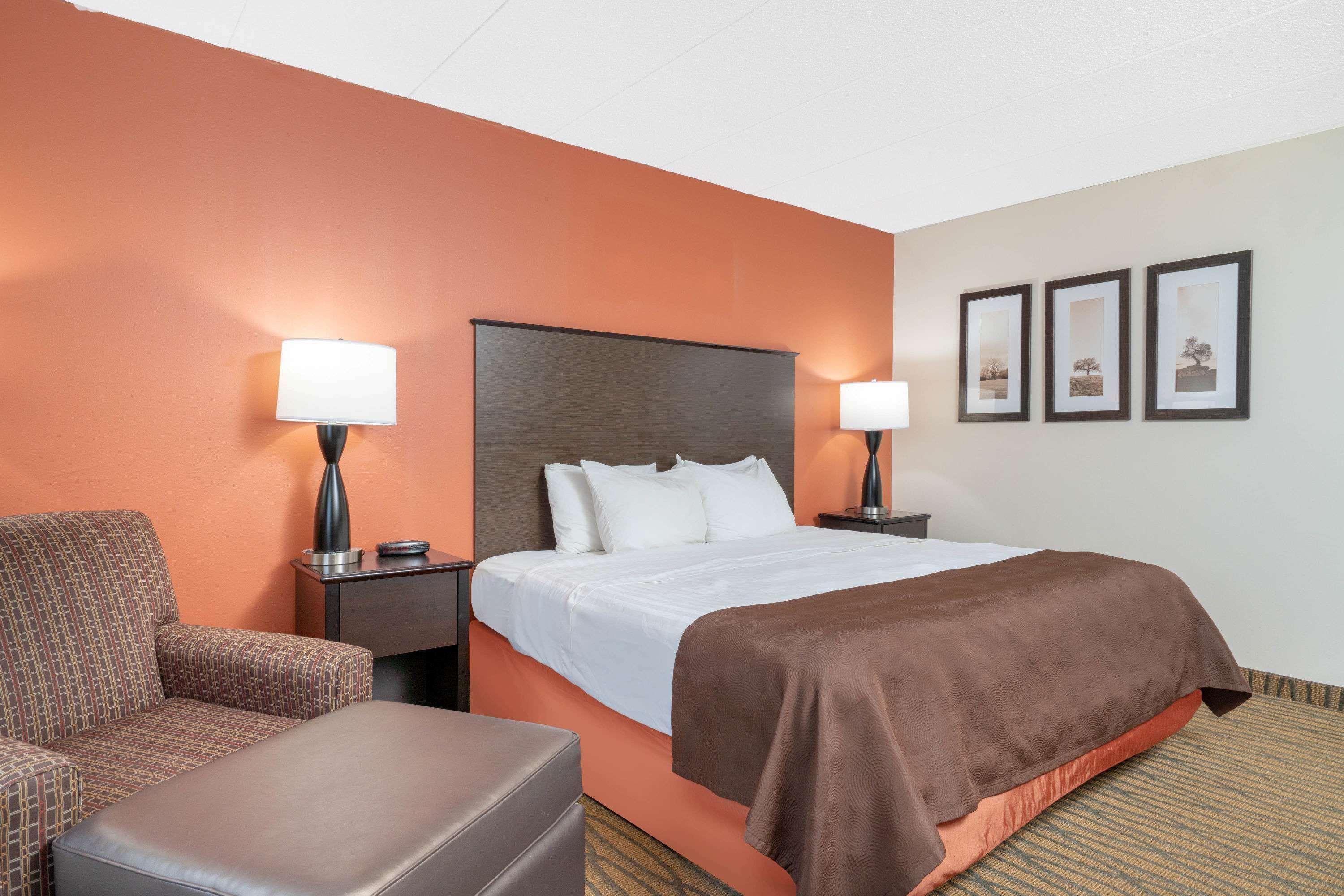 Americinn By Wyndham Rogers Buitenkant foto