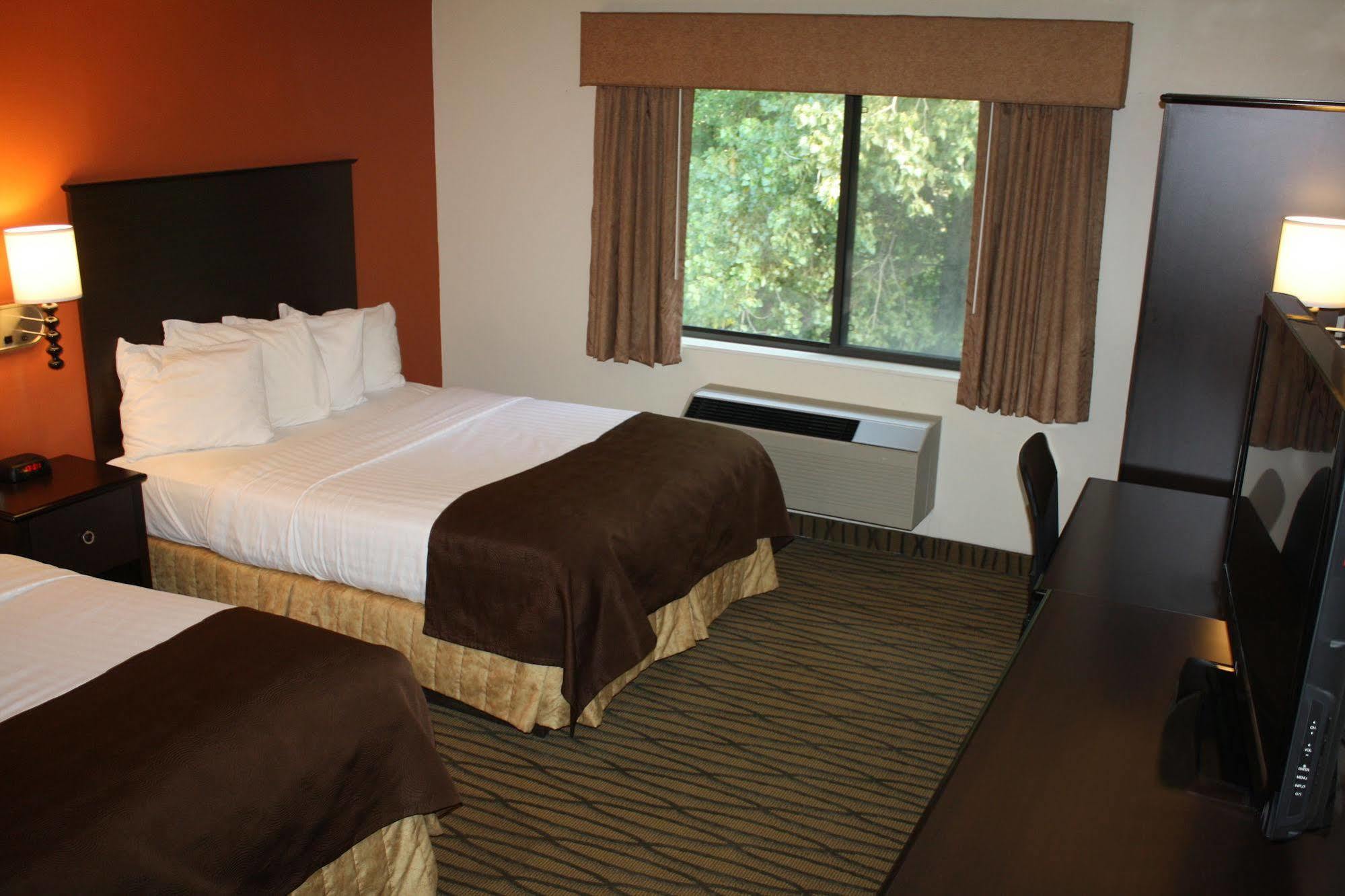 Americinn By Wyndham Rogers Buitenkant foto